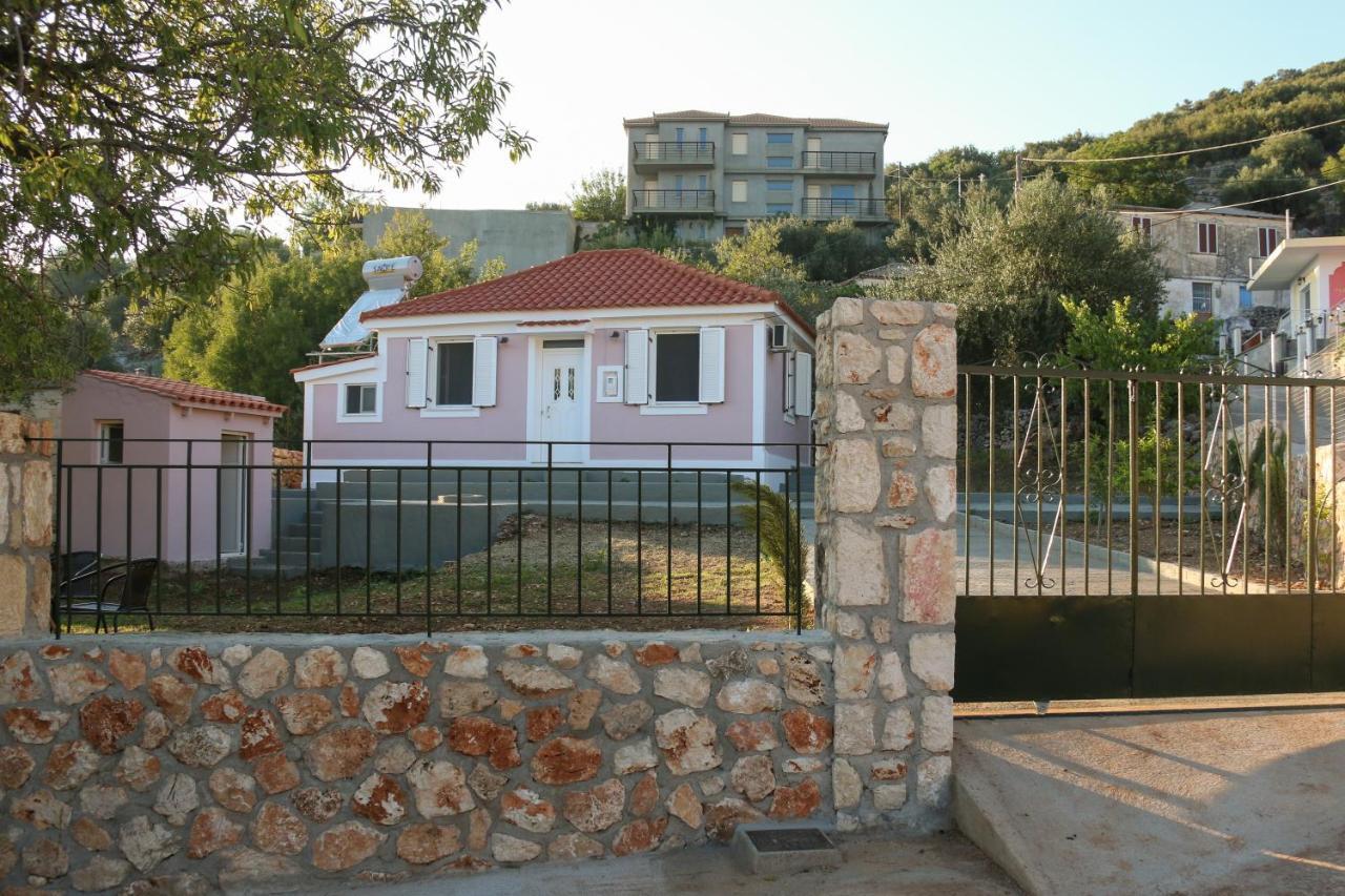 La Casa Di Odyssey Guest House Dhavgata Exterior photo